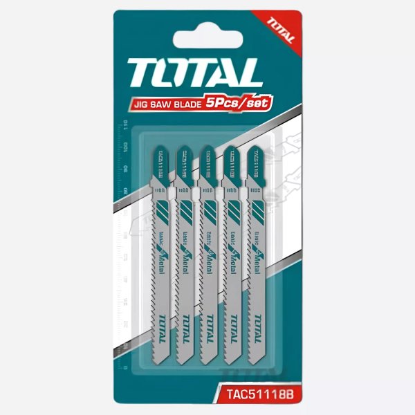 Cortes precisos y eficientes en metal con las Hojas para Sierra Caladora TOTAL de 50 mm y 12 TPI.